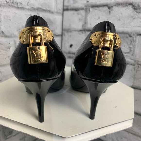 Louis Vuitton Pumps Black Patent Leather Lock It Round Toe Oh Really Heels - Picture 6 of 11
